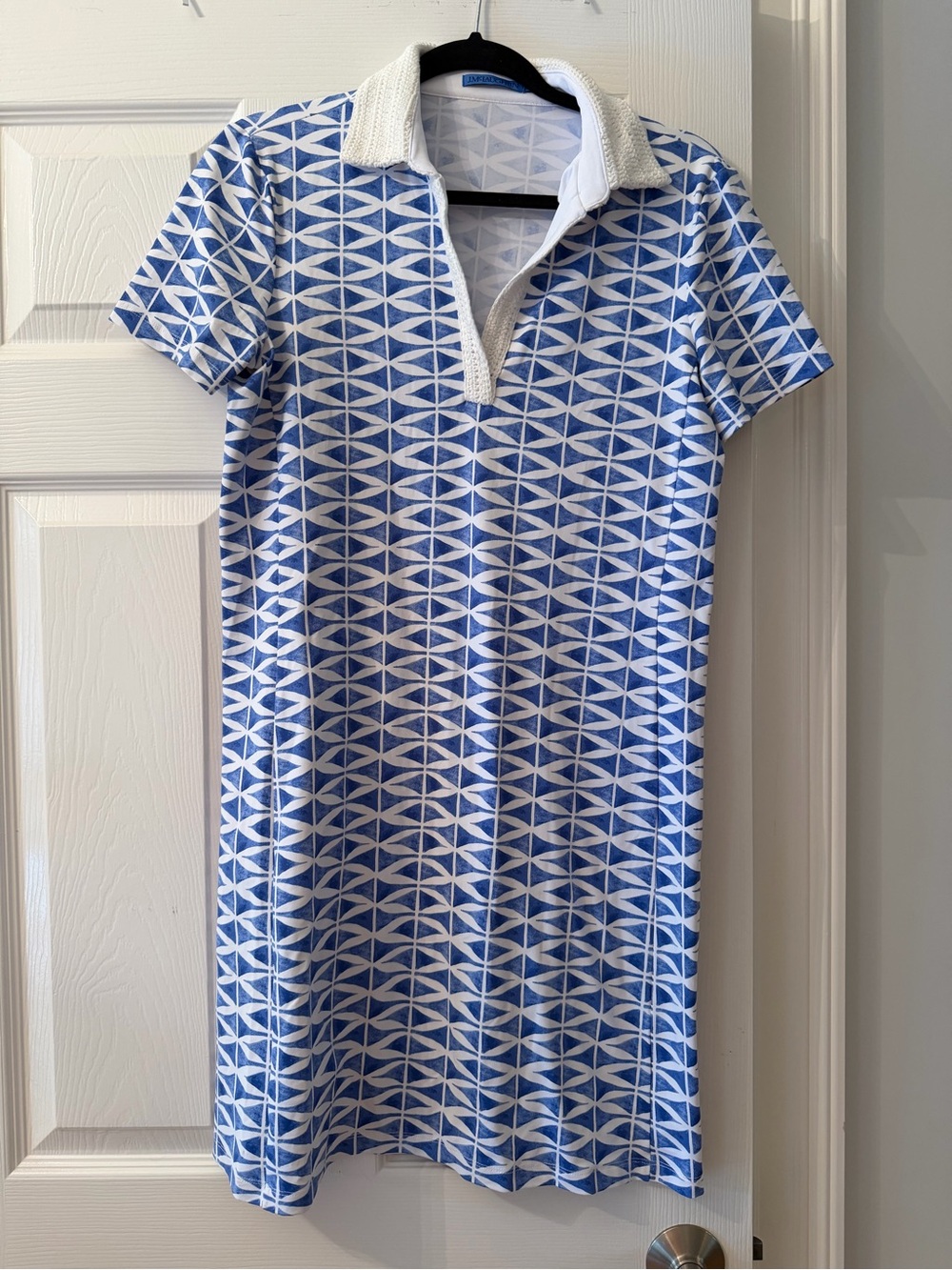 J. McLaughlin Light Blue & White Geometric Polo